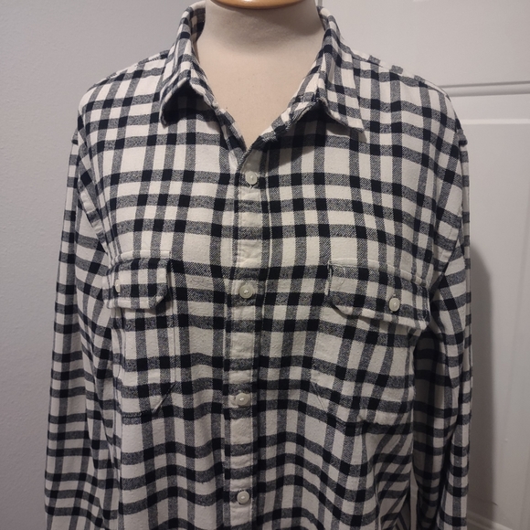 GAP Flannel Black & White long Sleeve Large - Picture 5 of 8